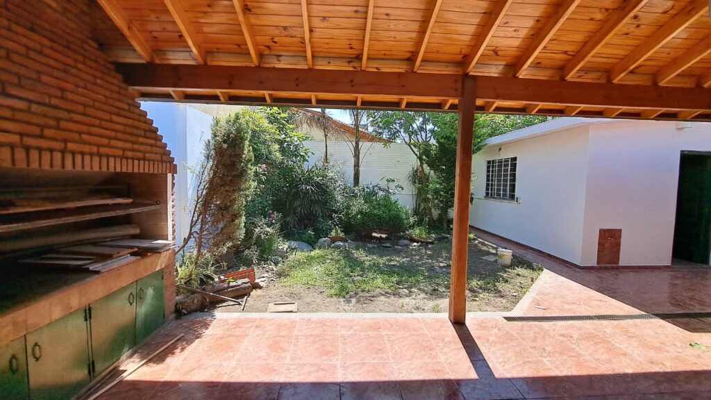 WhatsApp Image 2025-11-14 at 11.42.42 (2)