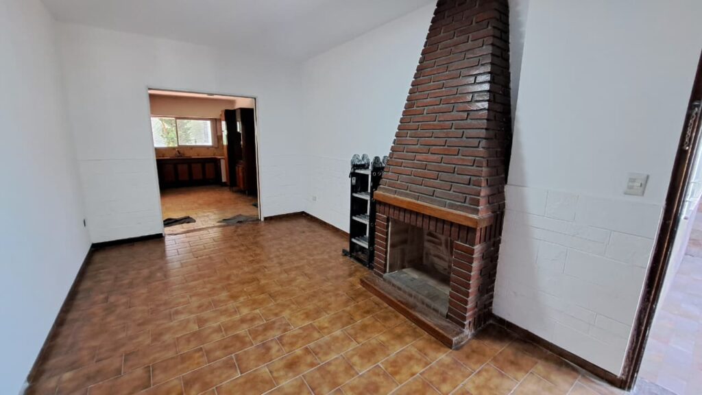 WhatsApp Image 2025-11-14 at 11.42.44 (1)