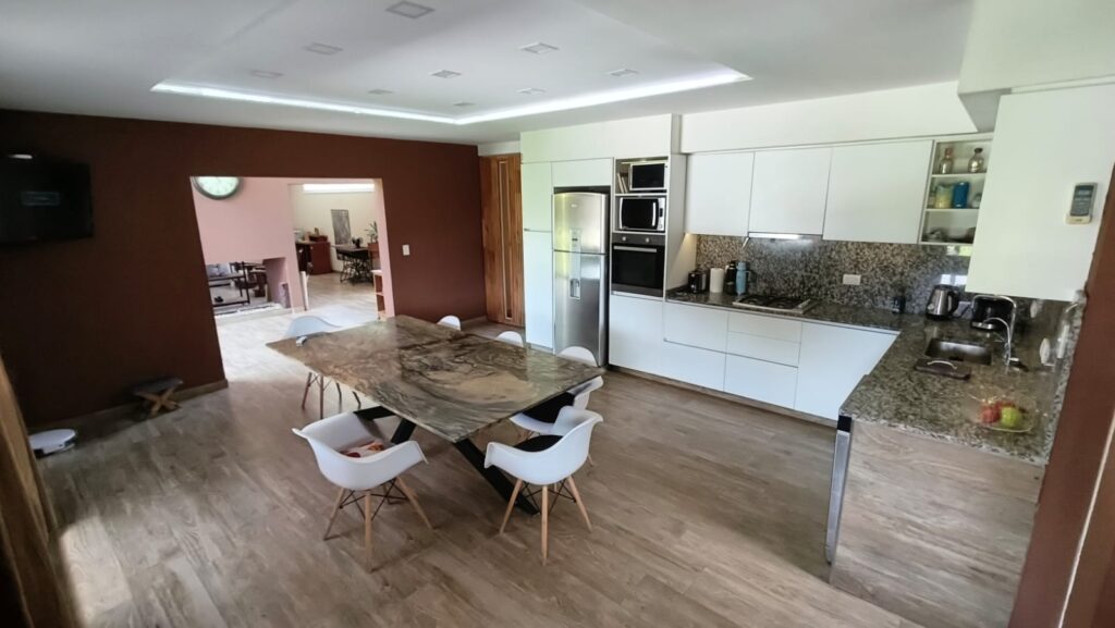 WhatsApp Image 2025-12-11 at 16.33.11 (3)