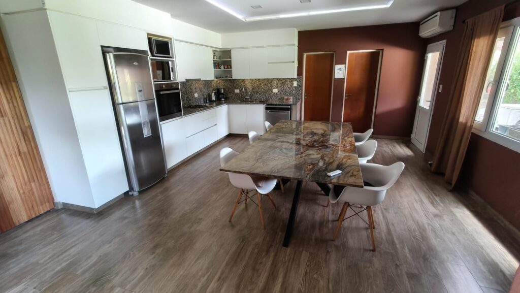 WhatsApp Image 2025-12-11 at 16.33.12