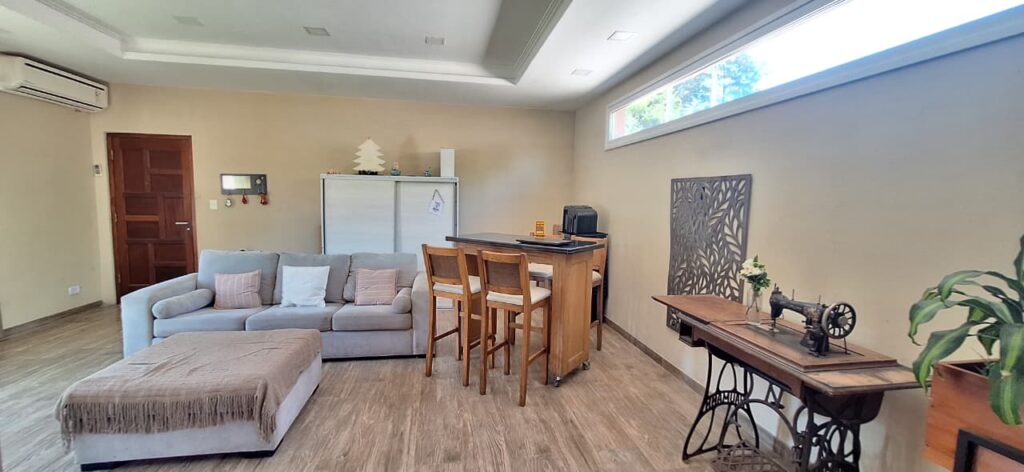 WhatsApp Image 2025-12-11 at 16.33.14